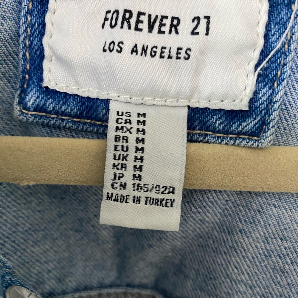 Cropped Jean Jacket - Picture 5 of 5